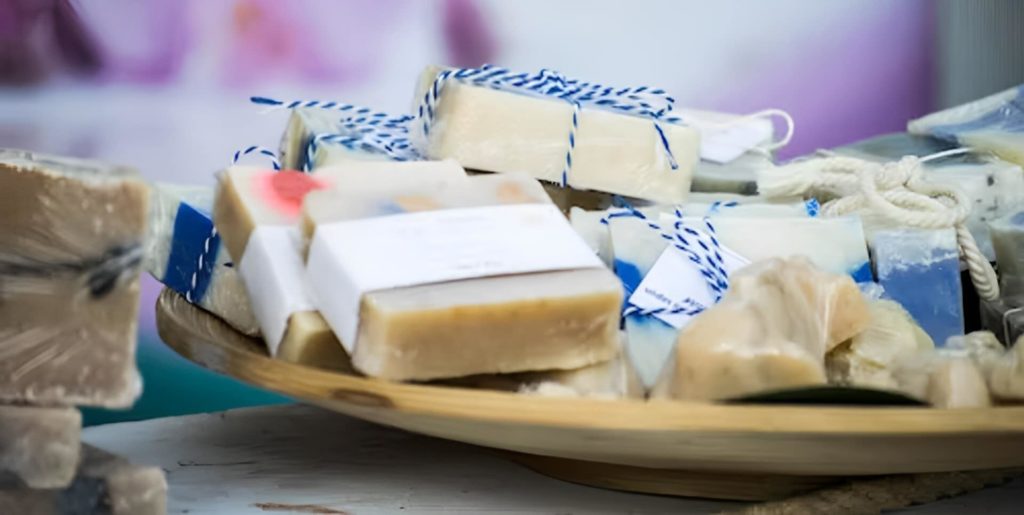 photo of hand made soap bars on a wooden tray - labeling requirements for cosmetics in Europe