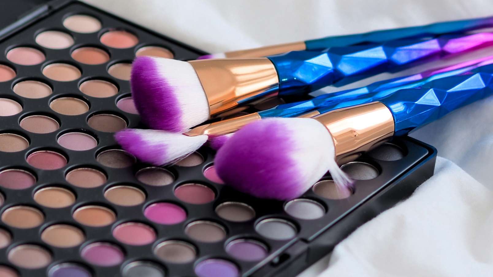 REACH and CLP Regulations for Cosmetics